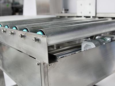 Roller conveyor